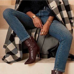 Banana Republic Ultra High Rise + Slim Straight Jean Medium Wash 29W Tall